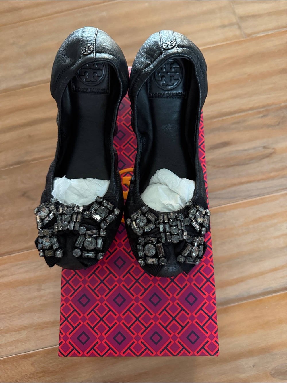 Tory Burch Azalea Ballet Flats Jeweled Bow. Size 6